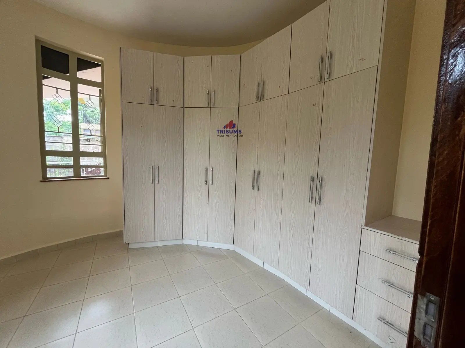 4 Bedroom House to Rent in Rosslyn